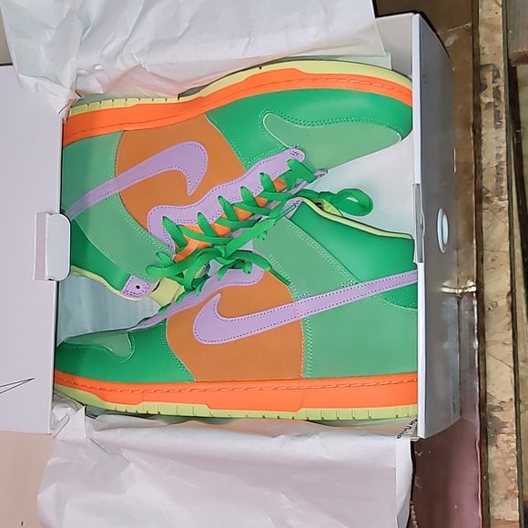 Nike by YOU. Dunk High. Released on Nike.UK. Men's size 13 (USA) size 12 (UK) - Picture 2 of 16